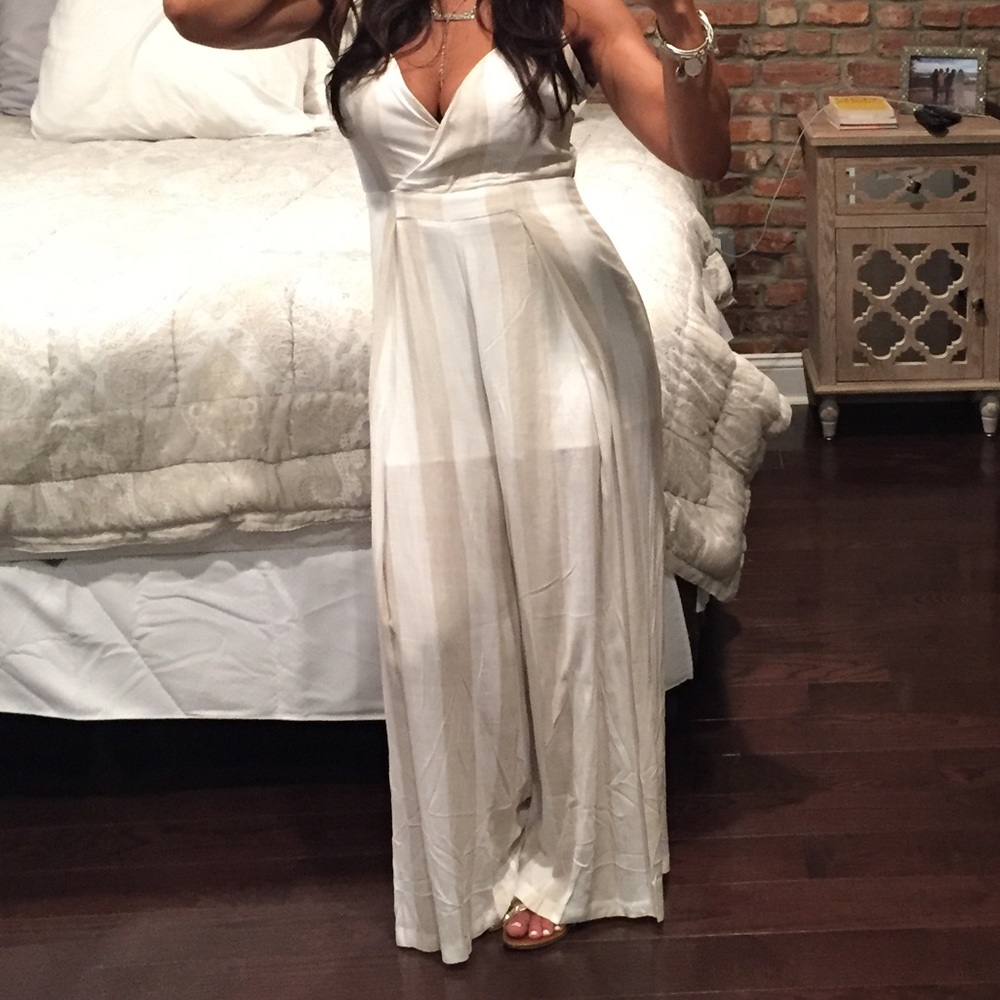 L’atiste Jumpsuit with open back